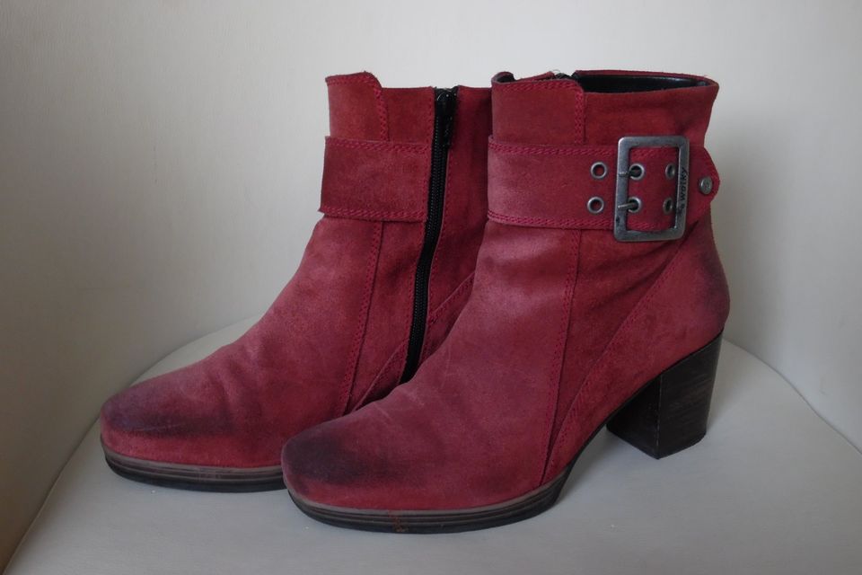 Wolky-Stiefelette, mit Absatz, rot, Velourleder, Gr. 38 in Hagen