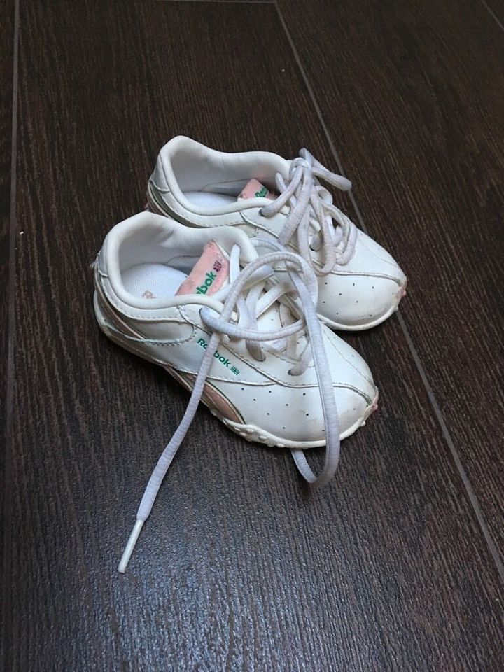 Reebok Baby Schuhe 19,5 in München