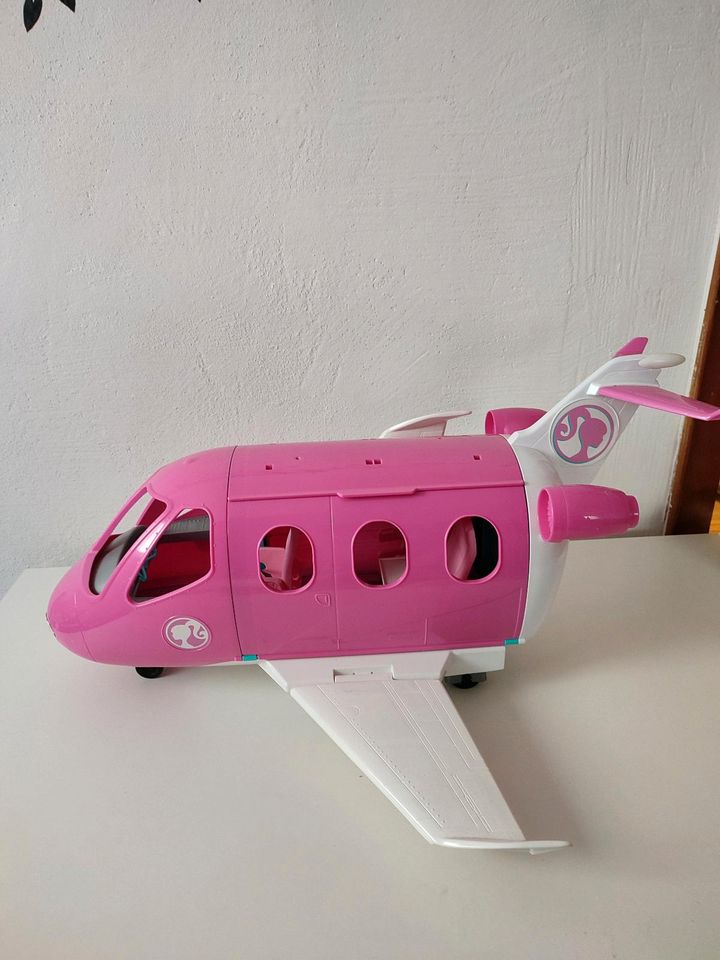 Barbie Flugzeug in Üxheim