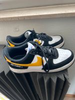 Nike Air Force 1 Low ‘ 07 LV8 Gelb/Gold Schwarz Weiß Niedersachsen - Rinteln Vorschau