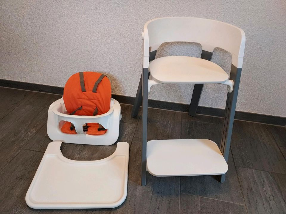 Stokke Steps Hochstuhl mit Babyset, Kissen und Tablett in Netphen