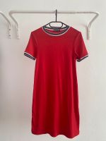 Tshirt Kleid Kleid rot bershka Hessen - Kelsterbach Vorschau