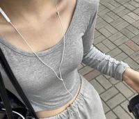 SUCHE: crop Langarmshirt grau-meliert (siehe Bild), Größe: S Baden-Württemberg - Spaichingen Vorschau