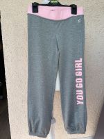 H&M coole Sporthose grau rosa in 110-116 Bayern - Glonn Vorschau