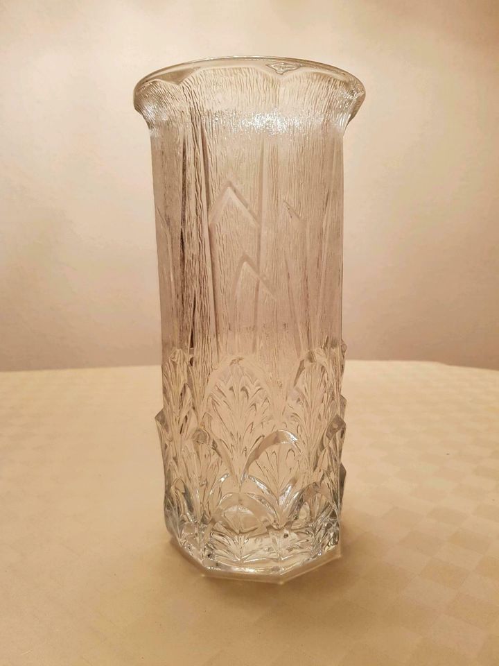 Vase Glas schwer in Steinbach