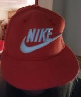 Nike Cap Rot Niedersachsen - Garbsen Vorschau