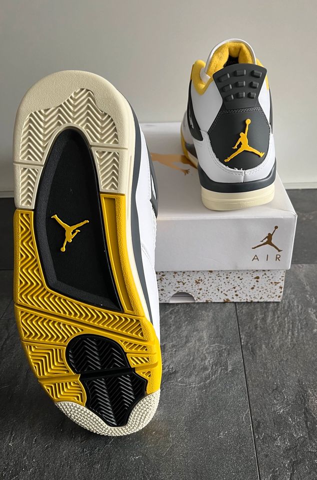 ❌NIKE Air Jordan 4 Vivid Sulfur EU42,5 | US10,5 NEU/OVP✅ in Bochum