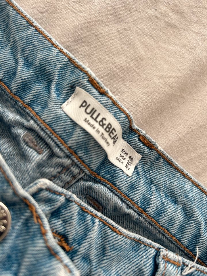 Pull & Bear Mom Jeans gr 42 in Neu Wulmstorf