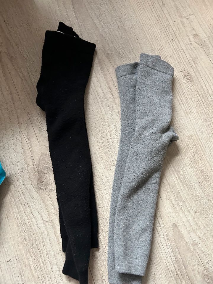 Hosen, Leggings, Thermoleggings Kleiderpakete 98/104 in Niederkrüchten