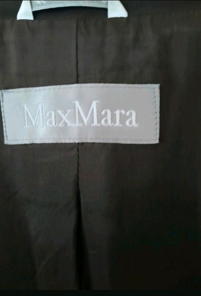 Jacke MAX MARA   -  Hose GRATIS in Rückersdorf