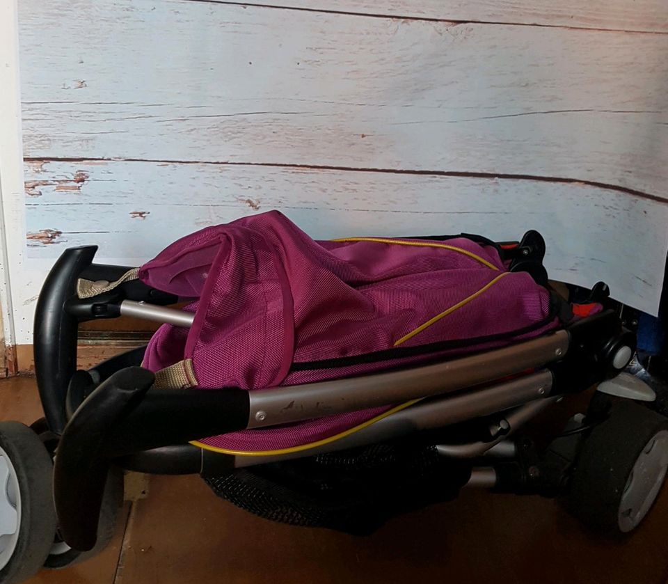 Quinny Zapp Buggy rot top in Ellefeld