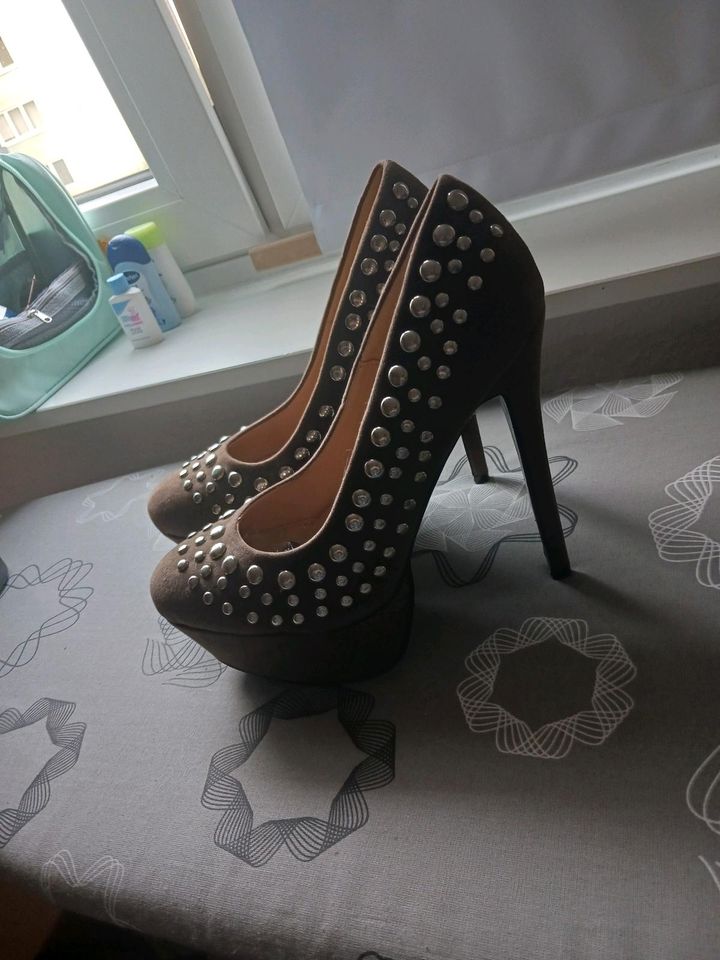 High heels in Bünde