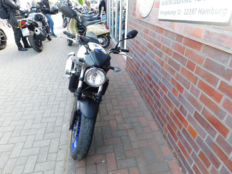 Suzuki SV 650 ABS SV650 SV-650 in Hamburg