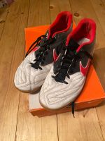 Nike Vintage Sportschuhe gr. 42 Nike Medio IC Bayern - Schwabmünchen Vorschau