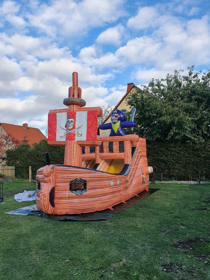 Hüpfburg XXL Schiff Rutsche Pirat Kinder Feier in Döllstädt