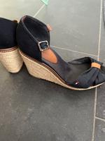 Tommy Hilfiger High Heels Nordrhein-Westfalen - Schwerte Vorschau