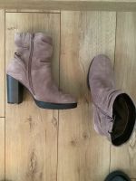 Stiefel in rosa von Bugatti Leipzig - Probstheida Vorschau