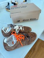 New Balance x Miu Miu Sneaker – Gr. 39,5 – NEU mit Beleg Berlin - Charlottenburg Vorschau
