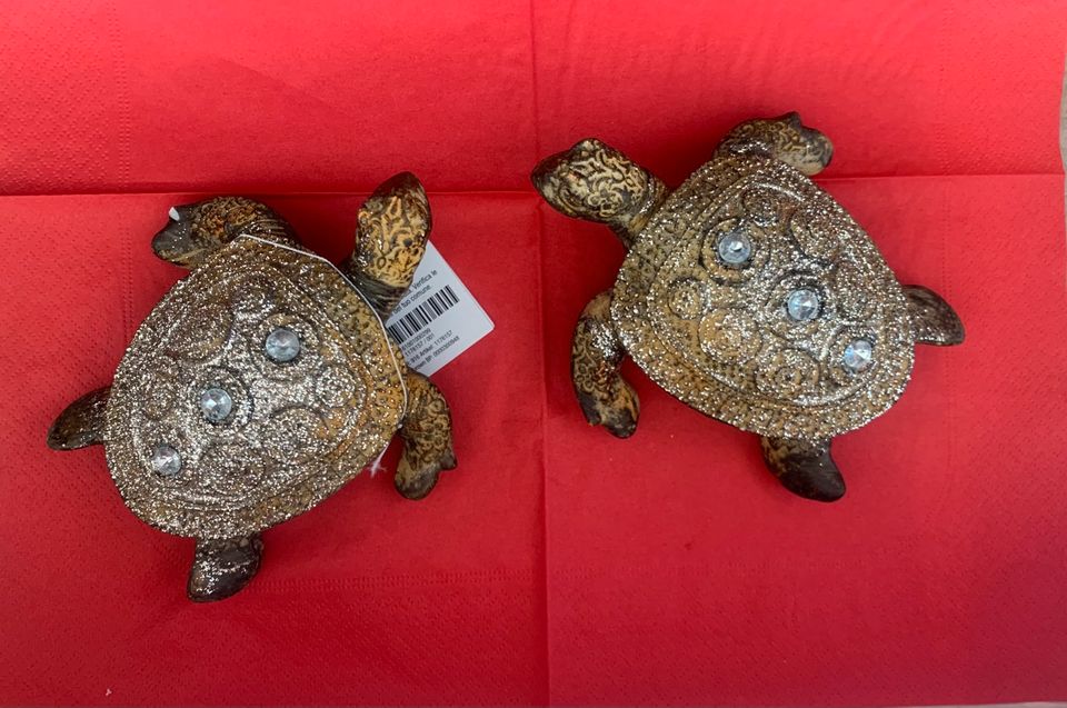 Figur einer Schildkröte aus Strasssteinen. Feng Shui. Souverän in Braunschweig