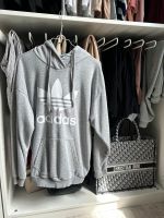 Adidas Hoodie in grau Sachsen - Schwarzenberg (Erzgebirge) Vorschau