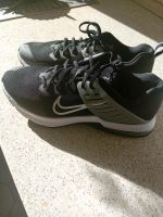 Nike Air Max Alpha Trainer 4 Schwarz Weiß Herren Sneakers Anthraz Berlin - Schöneberg Vorschau