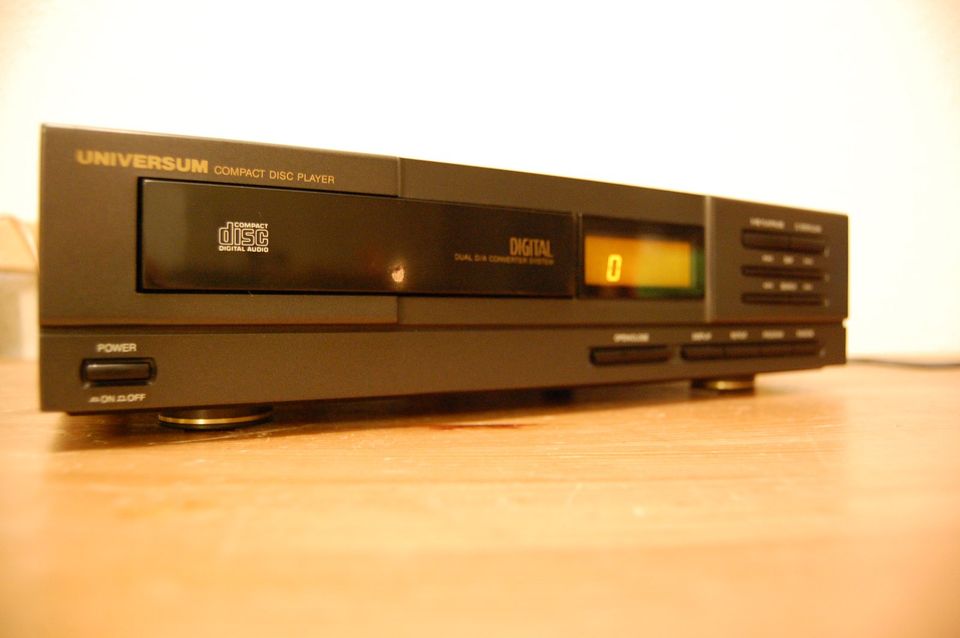 Universum Midi VTCF-CD 4394 CD Player---Laser Defekt--- in Bad Waldsee