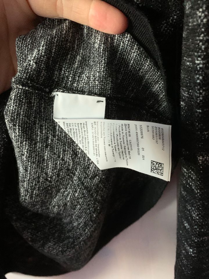 Hugo Boss Wolle Baumwolle Pullover Sork R-Neck Schwarz Weiß XL in Essen