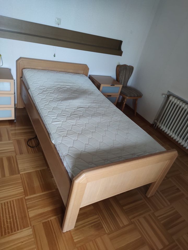 Höhenverstellbares Bett in Magstadt
