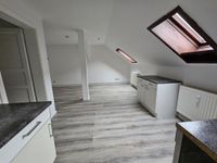 gemütliche 2-Raum Wohnung mit kleiner Einbauküche im 2. OG Sachsen - Crimmitschau Vorschau