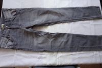 schicke Jeans Hose Gr. 152 von Pocopiano Top Zustand Sachsen - Rechenberg-Bienenmühle Vorschau