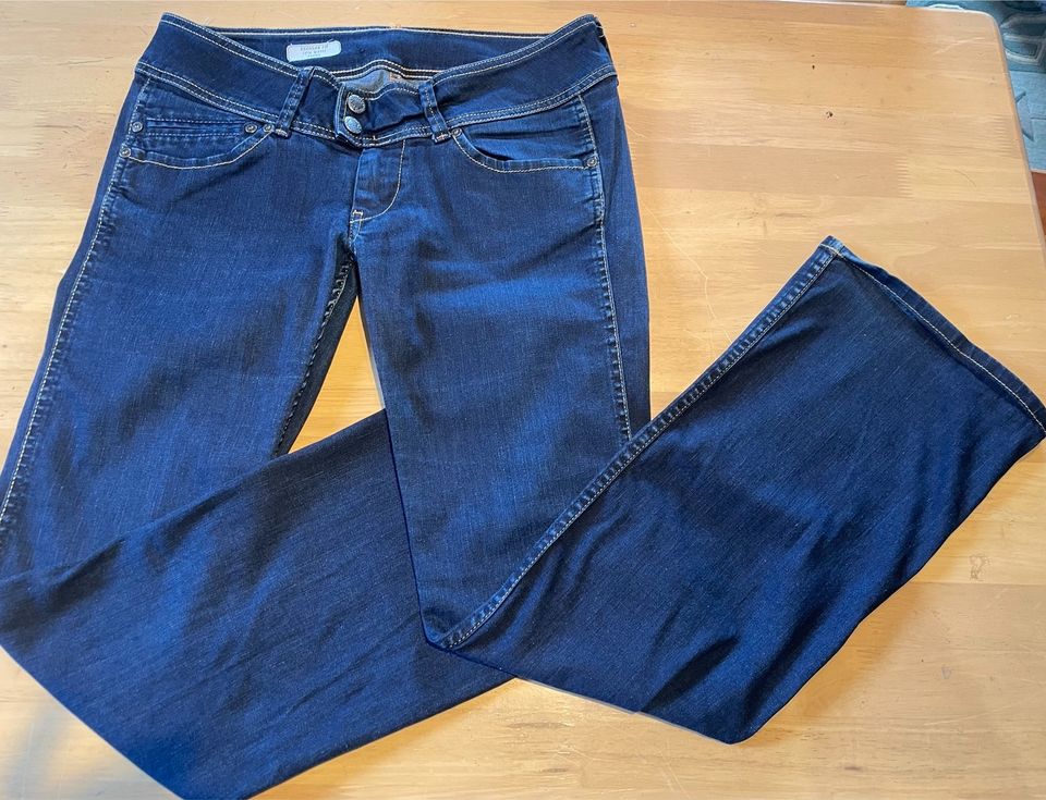 Damen Jeans Hose Pepe Jeans Regular Fit  31/32 Blau neuwertig in Querfurt
