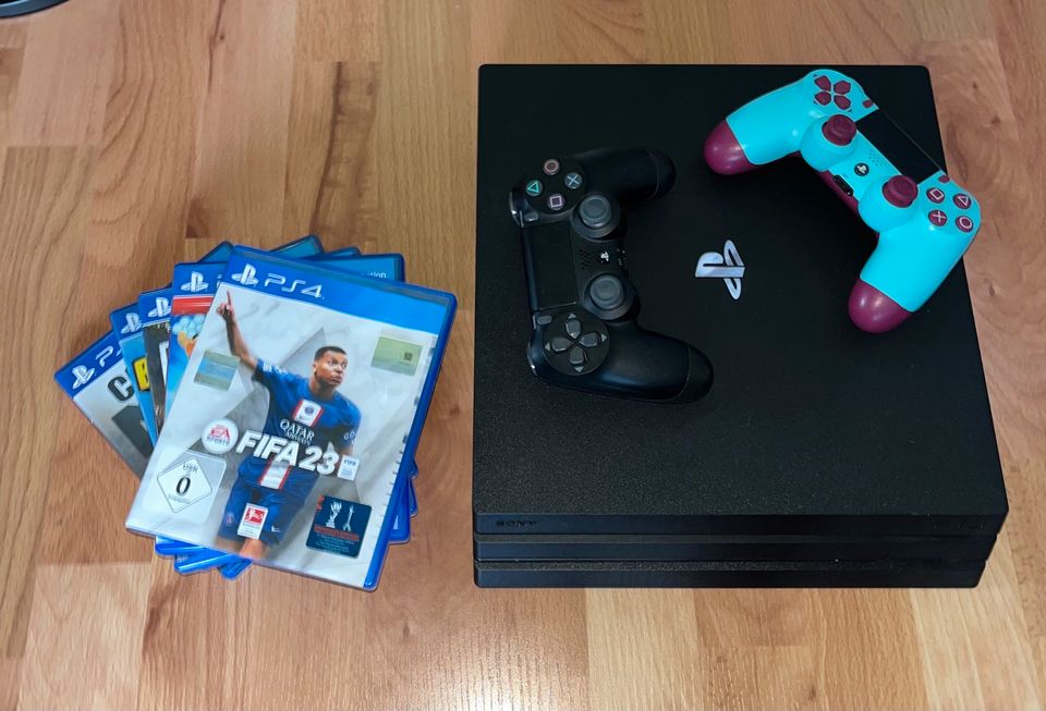 PlayStation 4 Pro 1TB,2 Controller, PS4 pro in Gladenbach