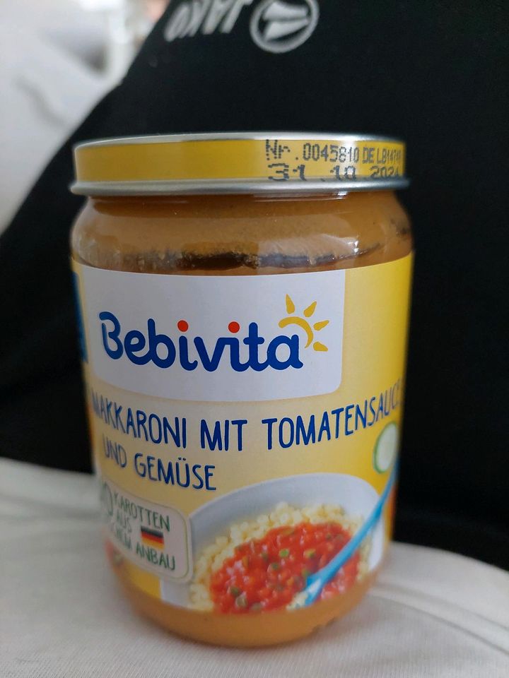 Bebivita Makkaroni mit Tomatensauce und Gemüse in Obertshausen