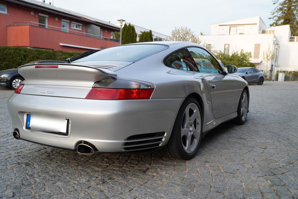 Porsche 911 996 Turbo, Top Zustand, 62 TKM in Regensburg