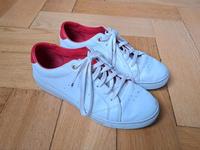 Weiße Tommy Hilfiger Sneaker Größe 37 Baden-Württemberg - Freiburg im Breisgau Vorschau