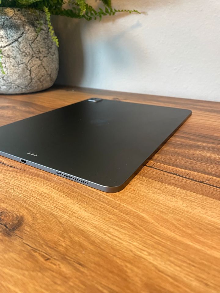 Apple iPad Pro 12.9 4 gen (128 GB) 12,9 Zoll in Ludwigsburg