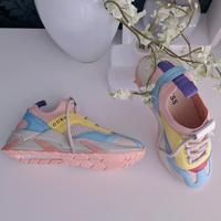 *NEU* Damen Guess Sneaker Schuhe Pastellfarben bunt Gr. 38 Sport. West - Unterliederbach Vorschau