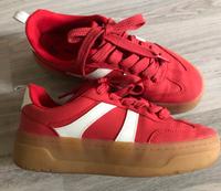Primark Sneaker Laufschuhe Klassische Unisex Sportschuhe Nordrhein-Westfalen - Oberhausen Vorschau