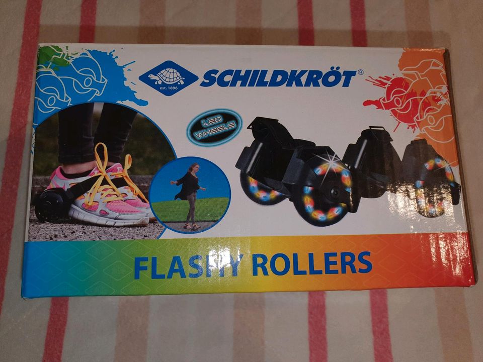 NEU Rollschuhe Fersenroller Flashy Rollers Skater Skates in Langenweddingen