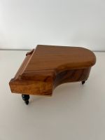 Vintage Reuge Holz Klavier Schweizer Spieluhr spielt Hessen - Niestetal Vorschau