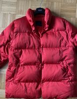 Vintage Moncler Damenjacke Gr.5 in rot, gebrauchter Zustand Düsseldorf - Düsseltal Vorschau