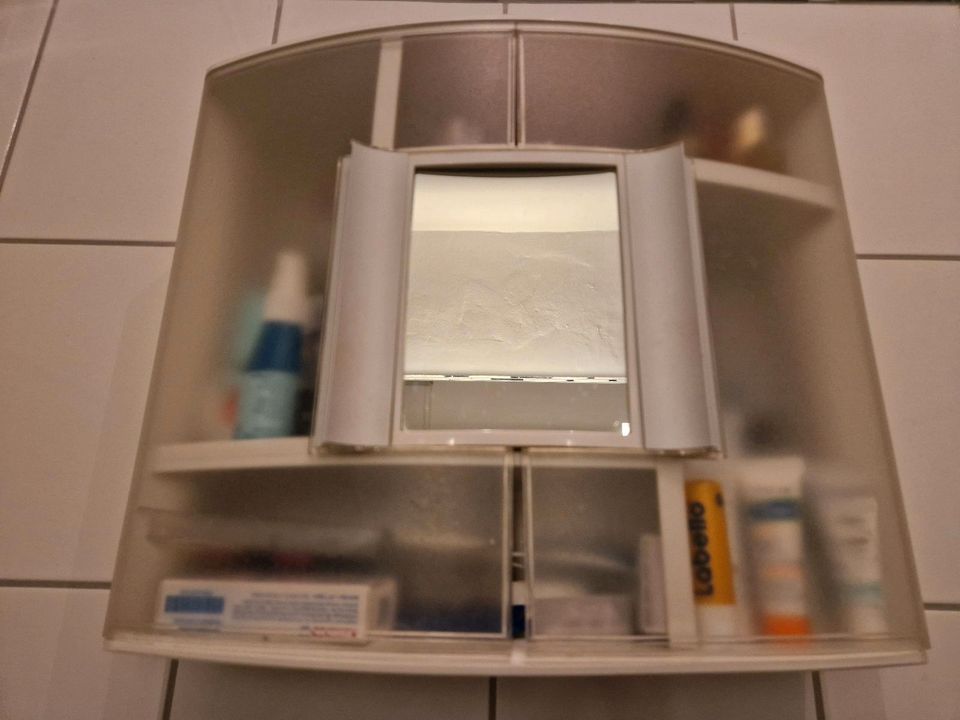 Badezimmerschrank Medikamentenschrank Spiegel in Dortmund