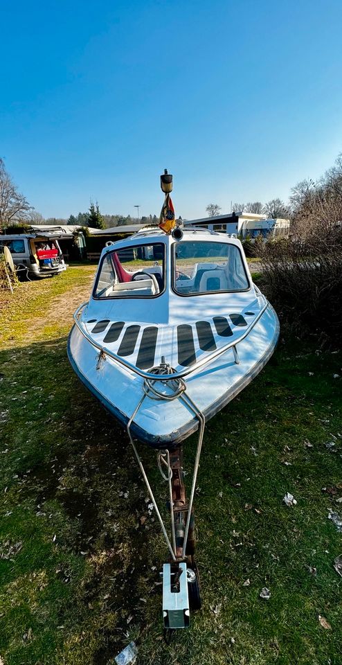 Motorboot, 4,95m, 6ps. in Hamburg