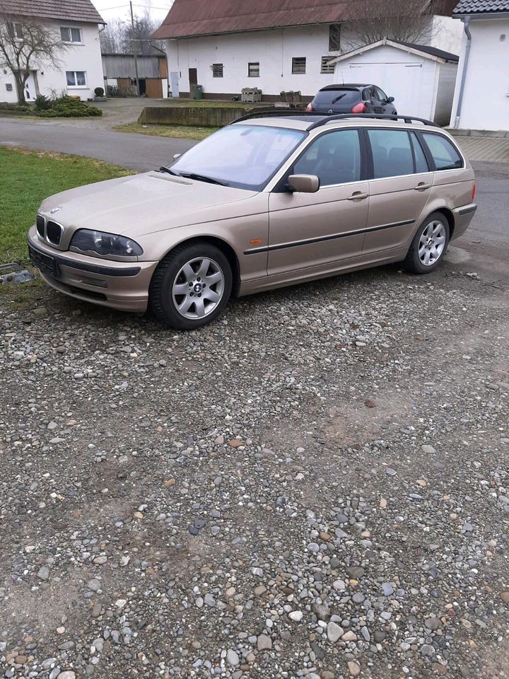 Bmw E46 328i in Ostrach