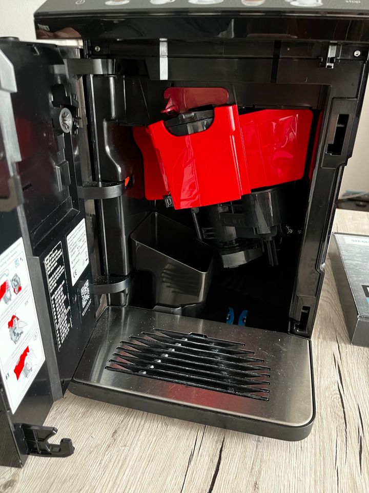 Kaffeevollautomat Siemens EQ500 integral in Emlichheim