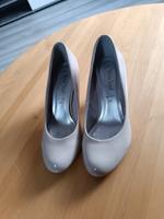 Damen Pumps Gr. 37 Farbe Beige Hessen - Morschen Vorschau