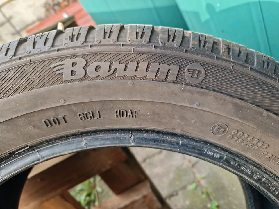 Winterreifen Barum SNOVANIS 2 195/60 R16 C in Aschersleben