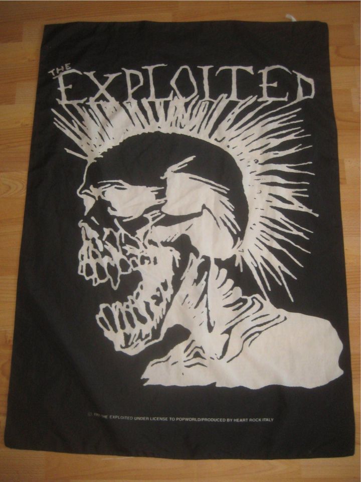 the exploited fahne 105 x 75 cm in Losheim am See