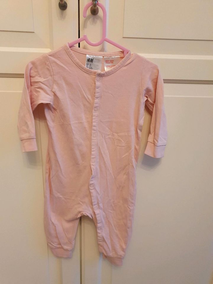Pyjama / Schlafanzug H&M 68 in Uplengen