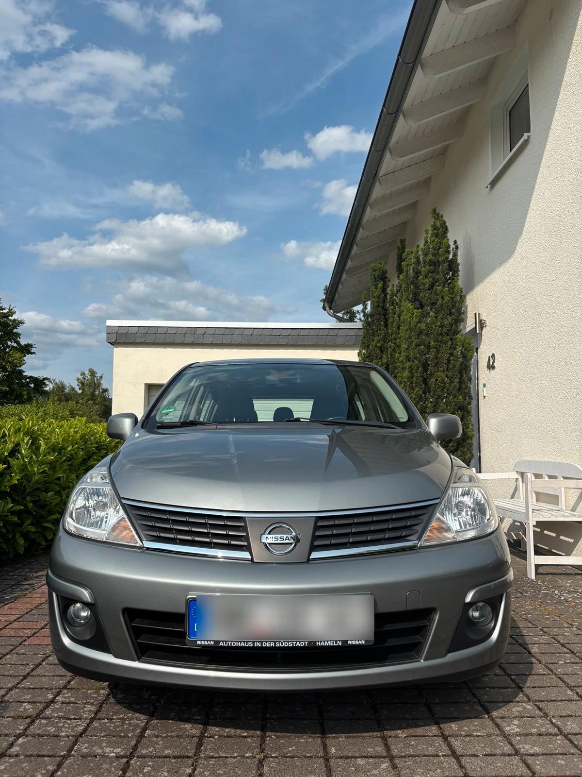 Abbildung des Autos Nissan Tiida 1. Hand Sch…